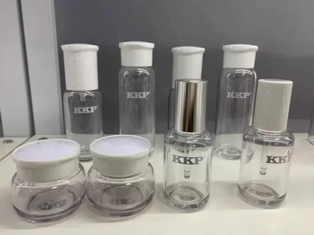 plastic tumblers 2